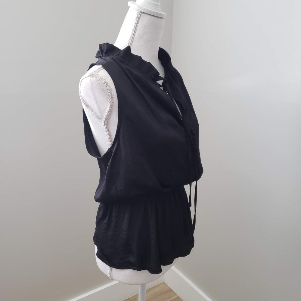 Romeo & Juliet Couture Sleeveless Frill Blouse Black Size Small - Picture 3 of 10